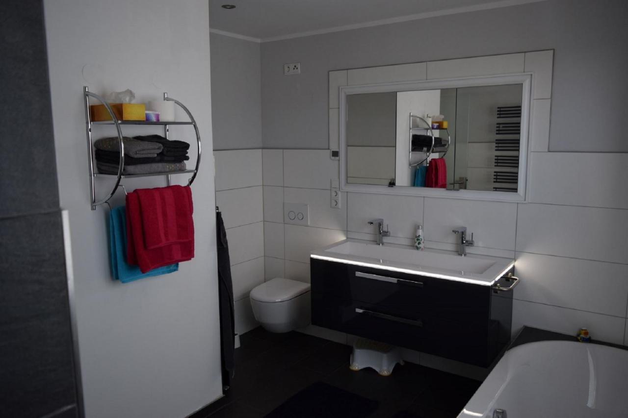 Ferienwohnung Blassneck ツィルンドルフ エクステリア 写真